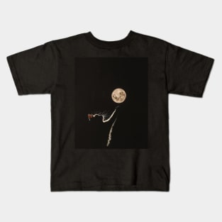 Cat Meets the Moon Kids T-Shirt